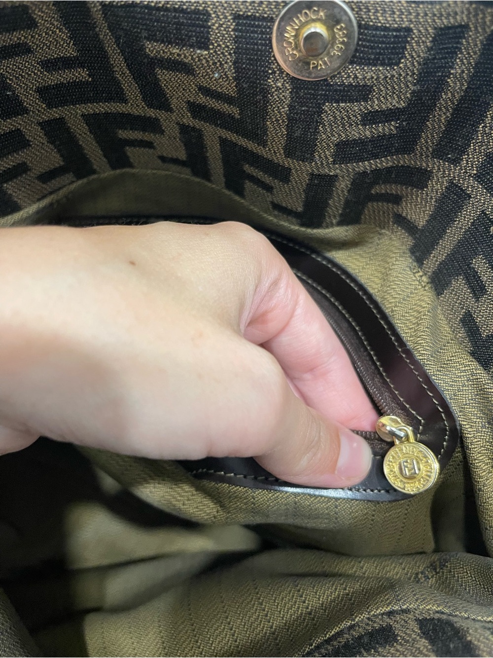 Vintage Fendi Mama Baguette Zucca FF Monogram Canvas Shoulder Bag Brown - Picture 10 of 16